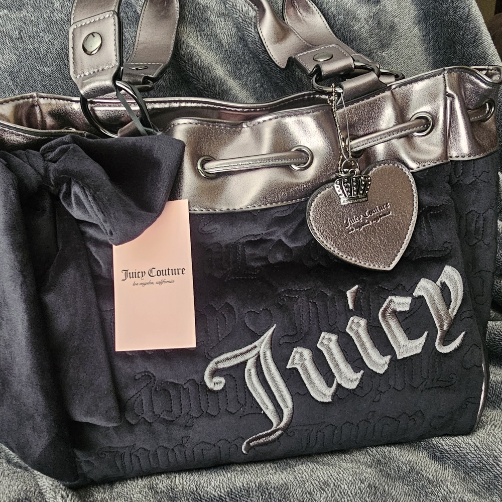 Juicy Couture Daydreamer Black and Silver Women's Bag (2025)